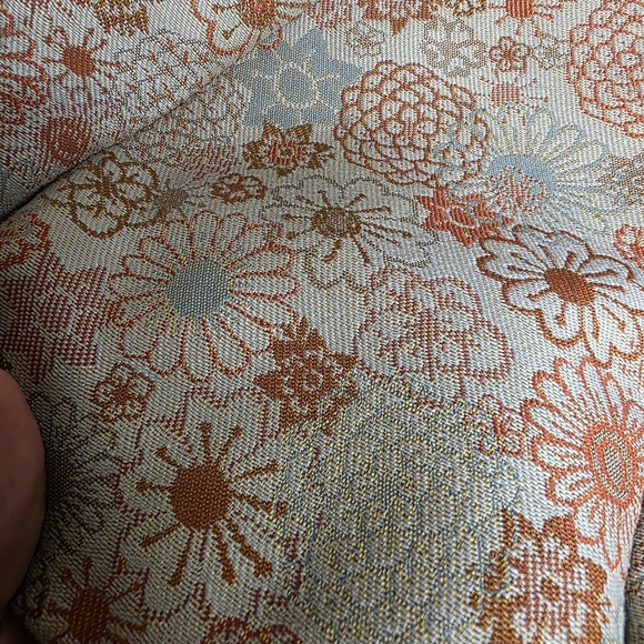 Maruca Green Multicolor Woven Floral Crossbody - Picture 2 of 10